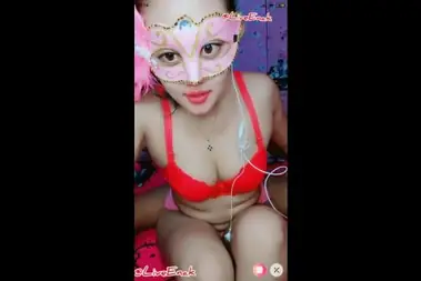 Live Show 99 Cewek Hot Ngentot Brutal Sampe Squirt poster